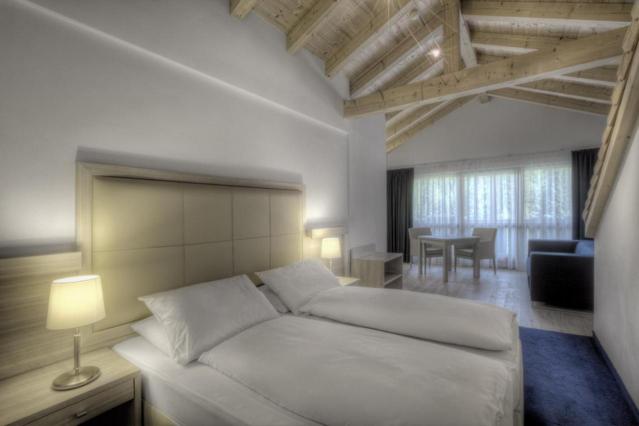 Hotel La Tambra Corvara In Badia Ngoại thất bức ảnh